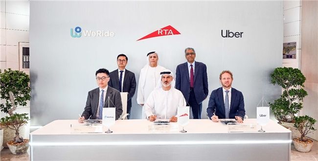 文远知行携手Uber与迪拜交通局 2026年首季实现纯无人运营